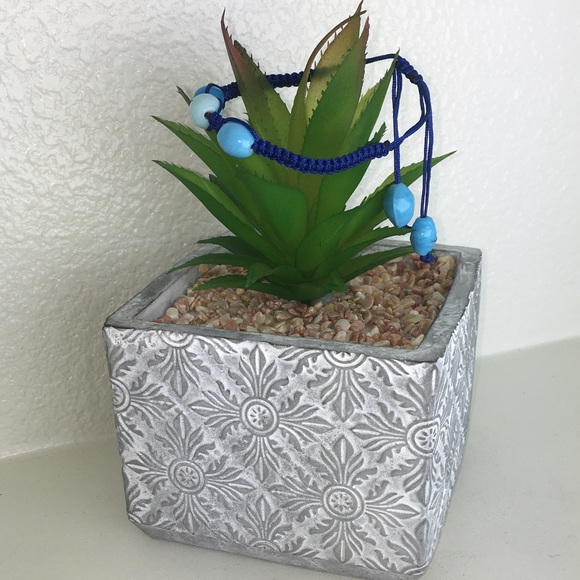 Handmade Chinese Knotting Bracelet W/ Glass Beads - Picture 3 of 8